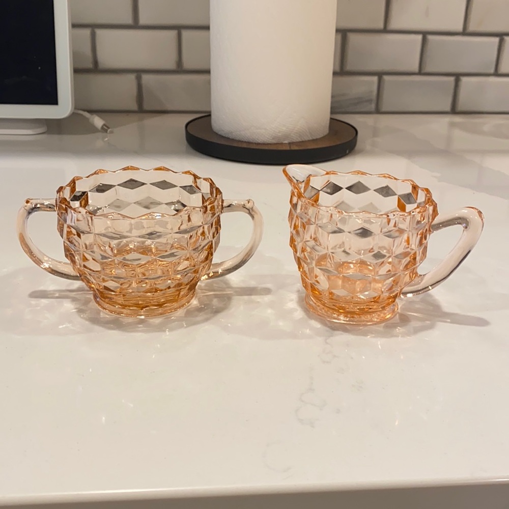 Pink depression glass creamer & sugar set